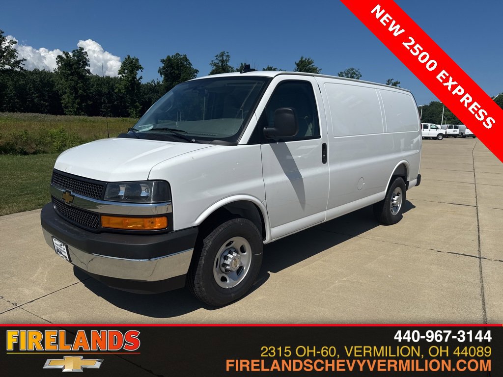 2025 Chevrolet Express Cargo Work Van's photo