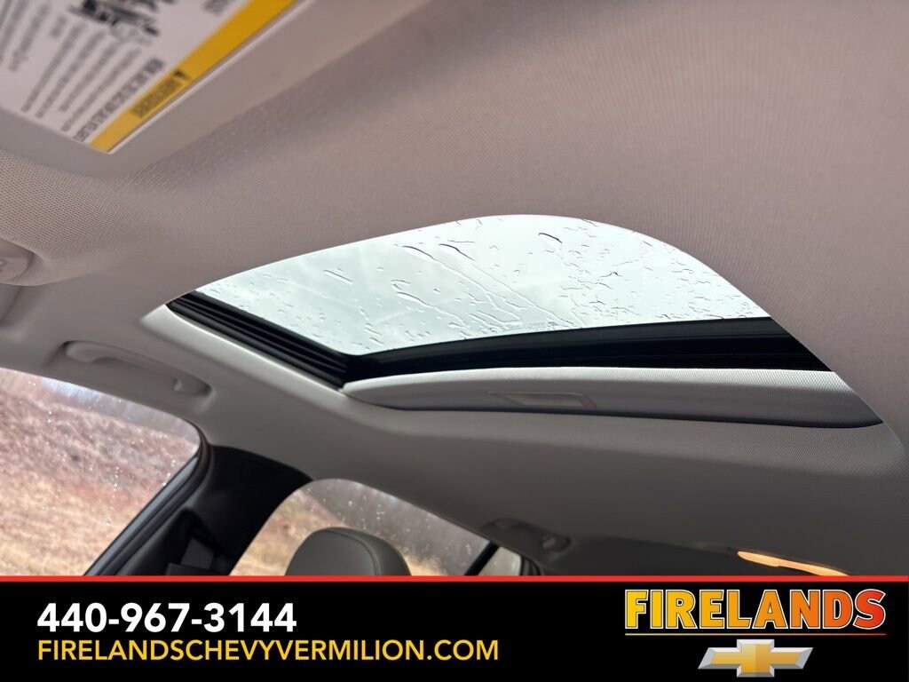 Used 2025 Chevrolet Trax Activ SUV