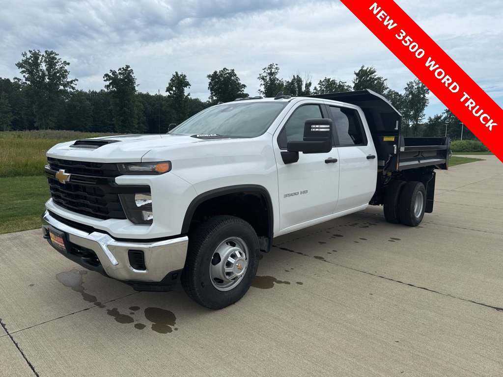 2024 Chevrolet Silverado 3500 Chassis Cab Work Truck's photo