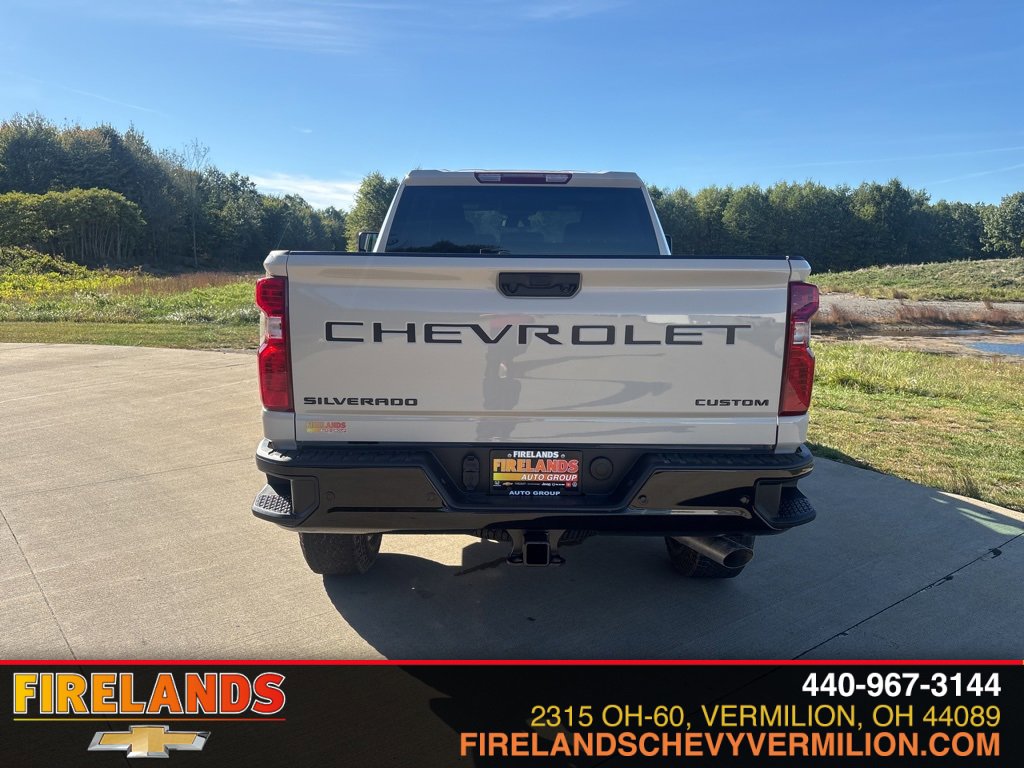 2026 Chevrolet Silverado 2500HD Custom photo 4