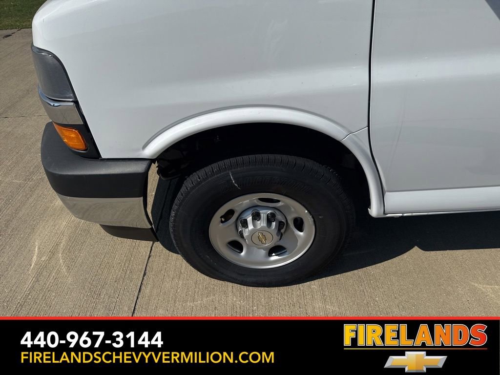 2025 Chevrolet Express Cargo Work Van - Photo 39