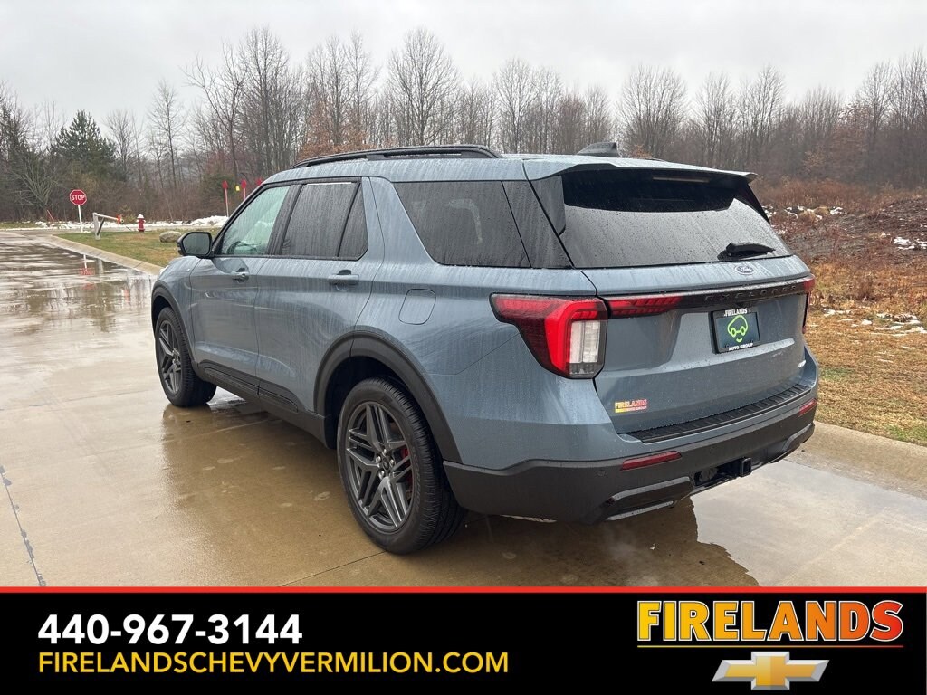 Used 2025 Ford Explorer ST-Line