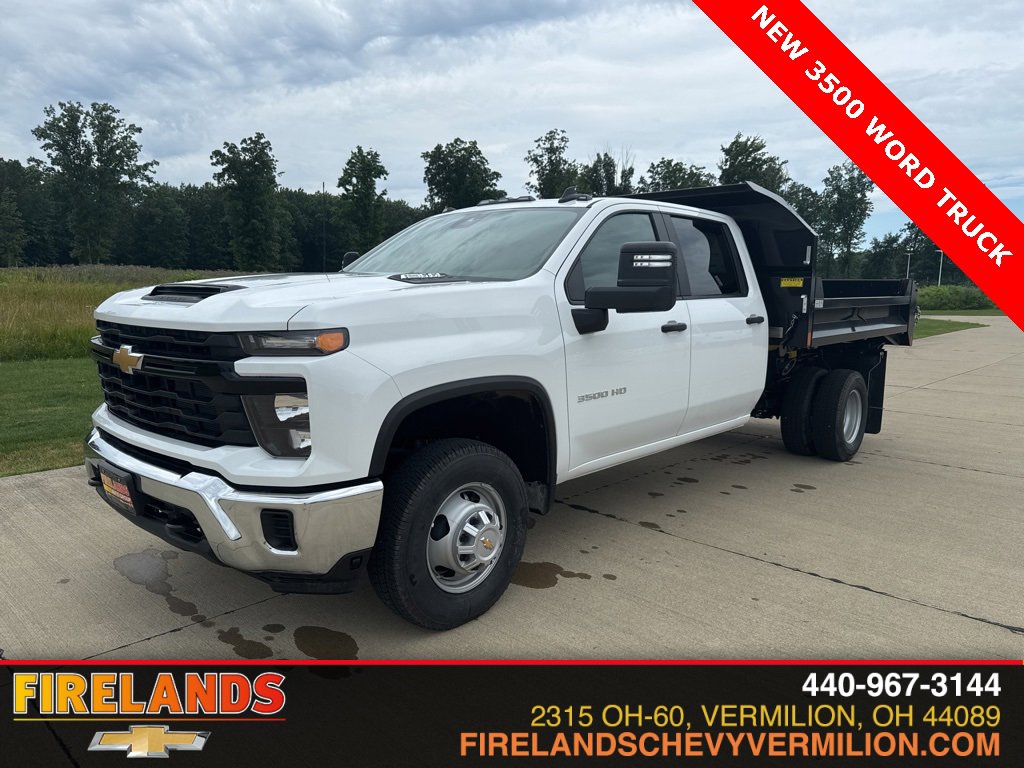 2024 Chevrolet Silverado 3500 Chassis Cab Work Truck's photo