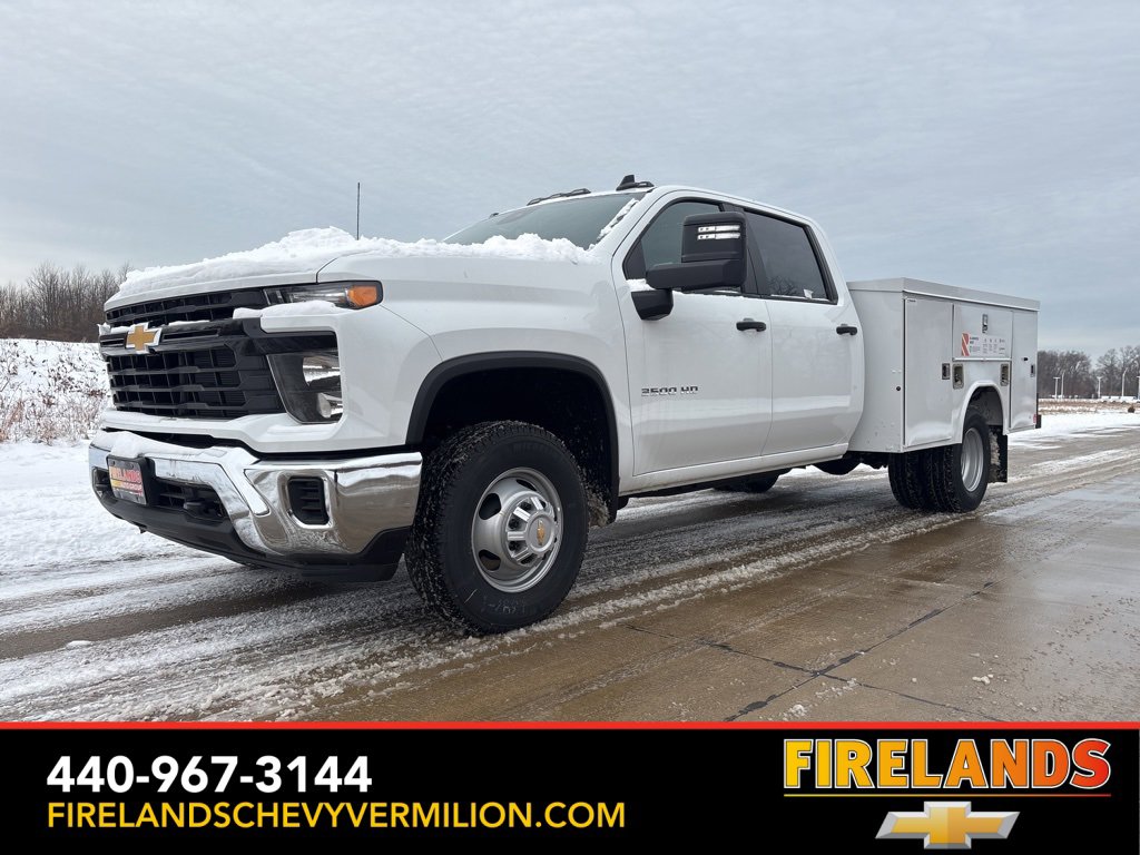 2024 Chevrolet Silverado 3500 Chassis Cab Work Truck's photo