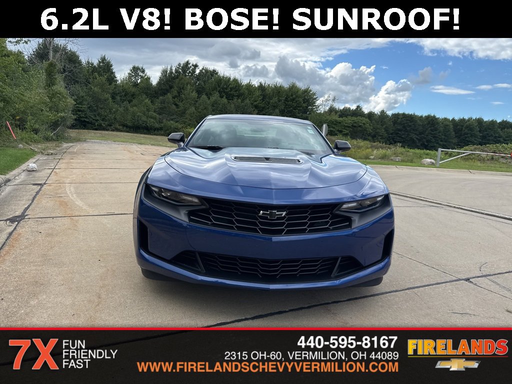 2024 Chevrolet Camaro LT1 photo 2