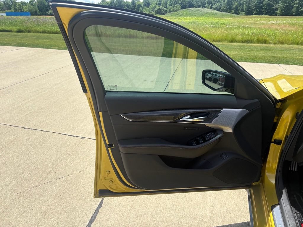 2024 Cadillac CT5 V-Series - Photo 10