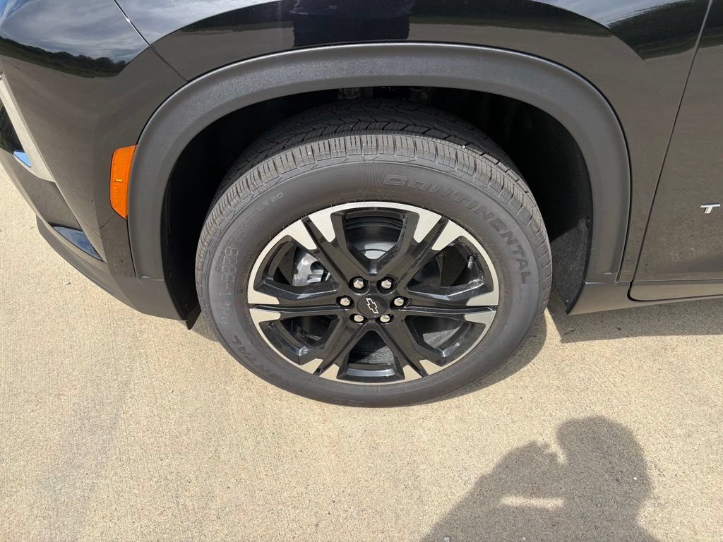 2027 Chevrolet Traverse LT - Photo 57