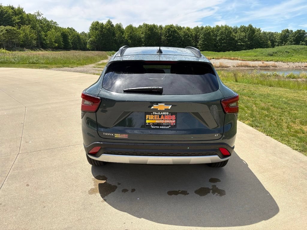 2026 Chevrolet Trax LT - Photo 8