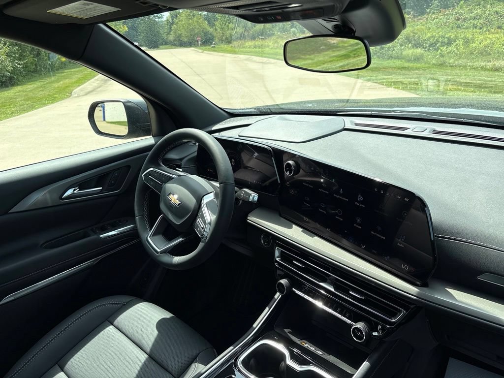 2027 Chevrolet Traverse LT - Photo 33
