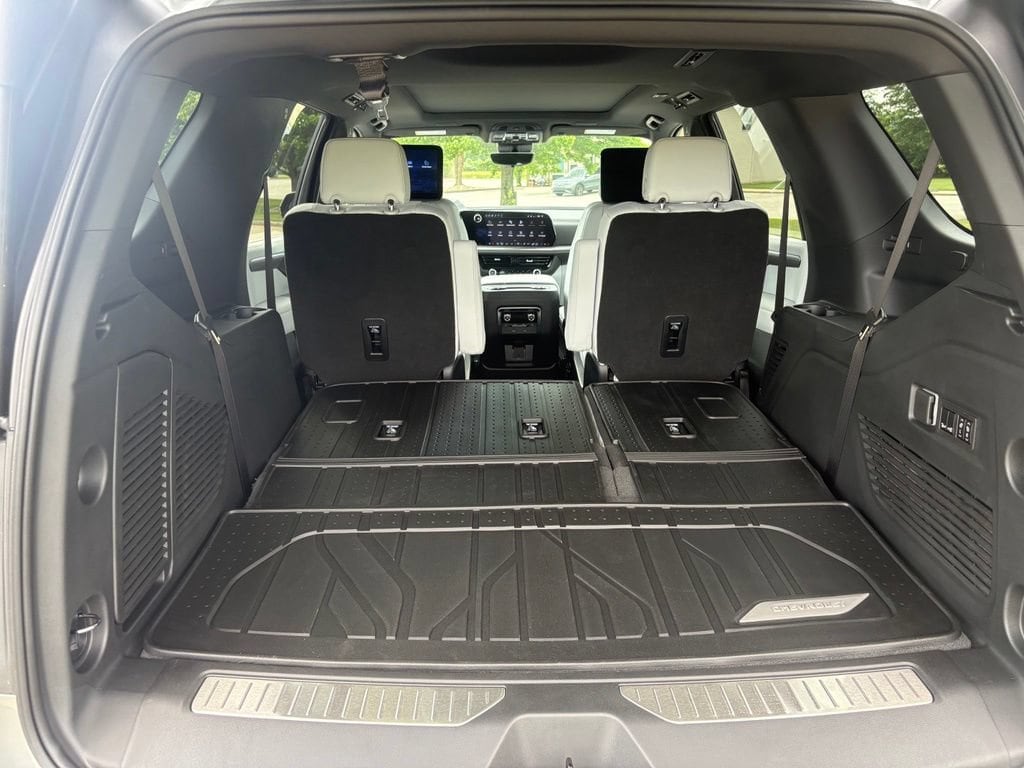 2026 Chevrolet Tahoe Premier - Photo 61