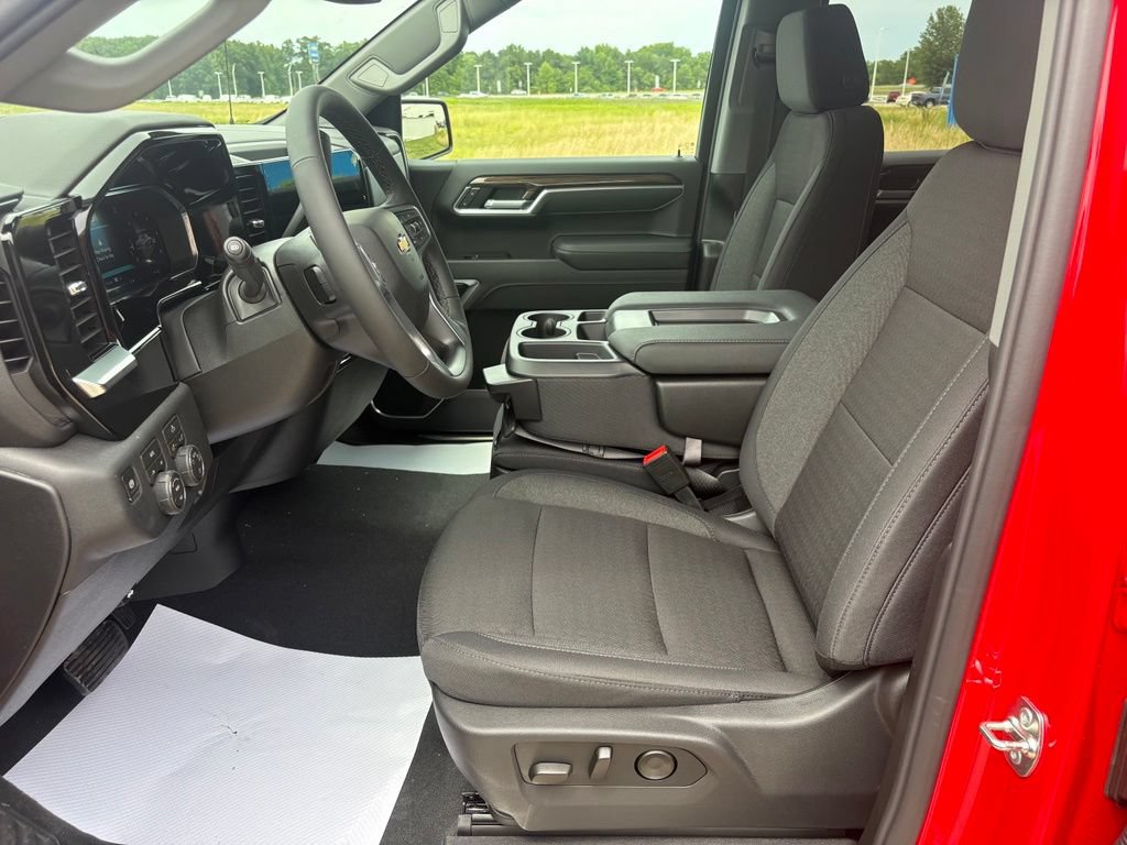 2026 Chevrolet Silverado 1500 LT - Photo 15