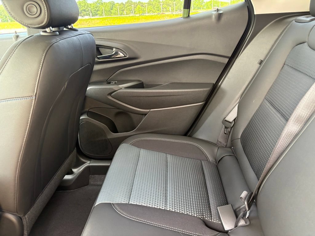 2026 Chevrolet Trax LT - Photo 37