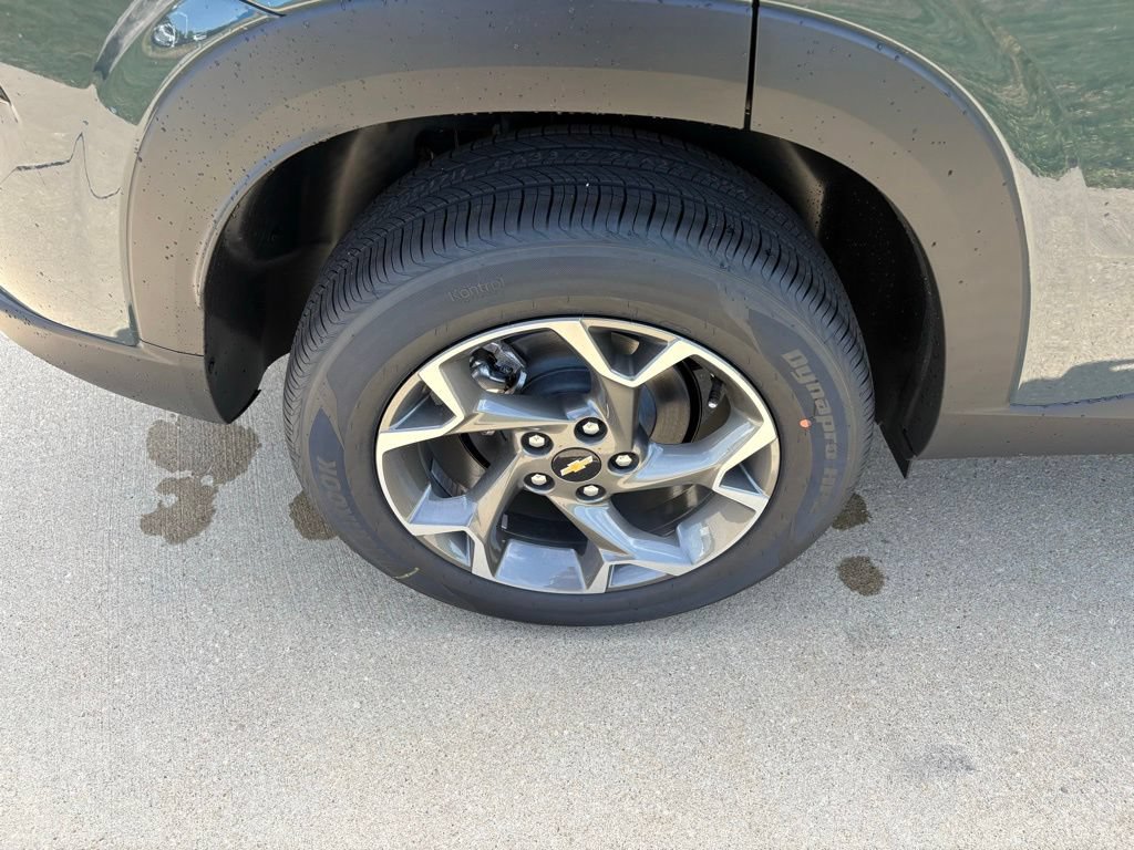 2026 Chevrolet Trax LT - Photo 44