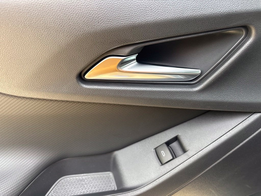 2027 Chevrolet Equinox LT - Photo 39
