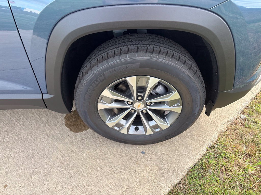 2027 Chevrolet Equinox LT - Photo 49