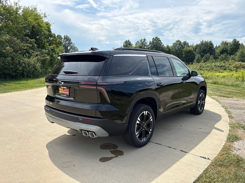 2027 Chevrolet Traverse LT - Photo 9