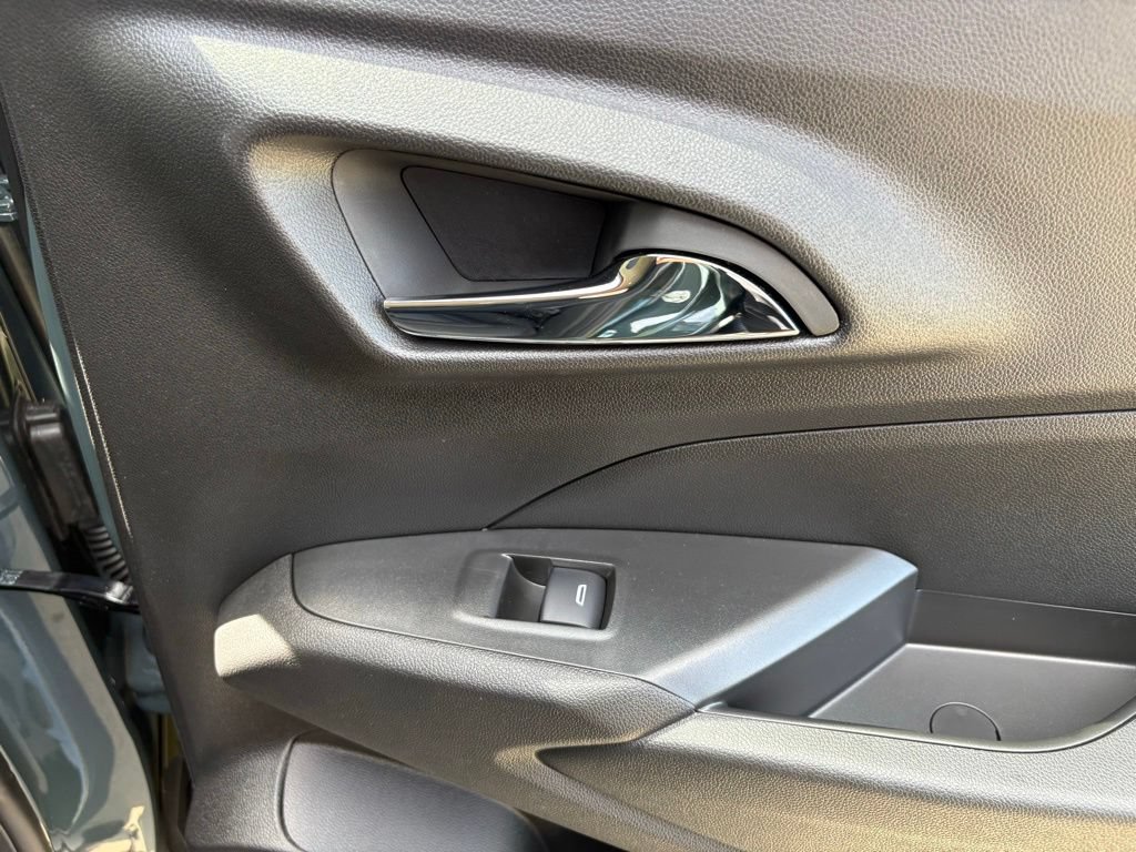 2026 Chevrolet Trax LT - Photo 30