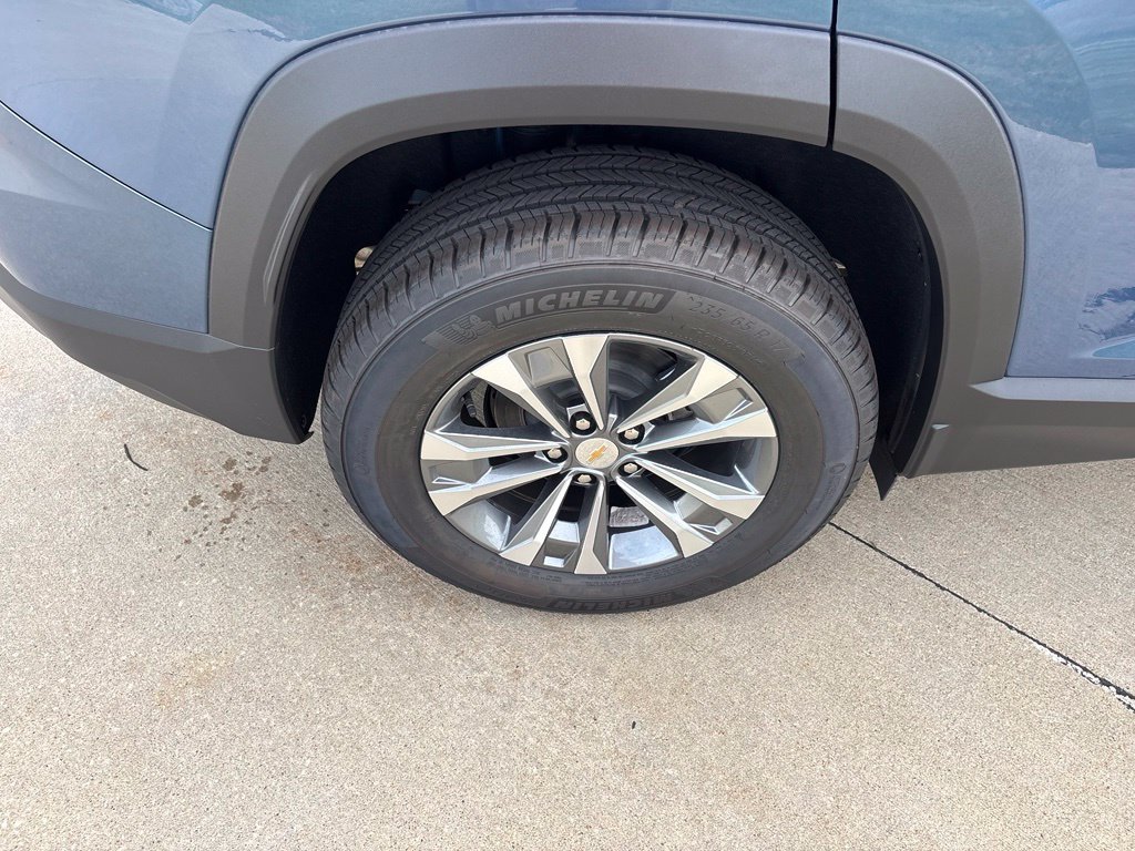 2027 Chevrolet Equinox LT - Photo 48