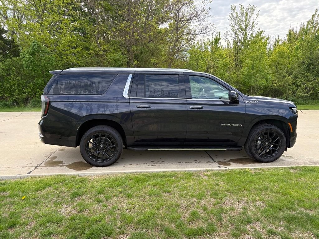 2026 Chevrolet Suburban High Country - Photo 10