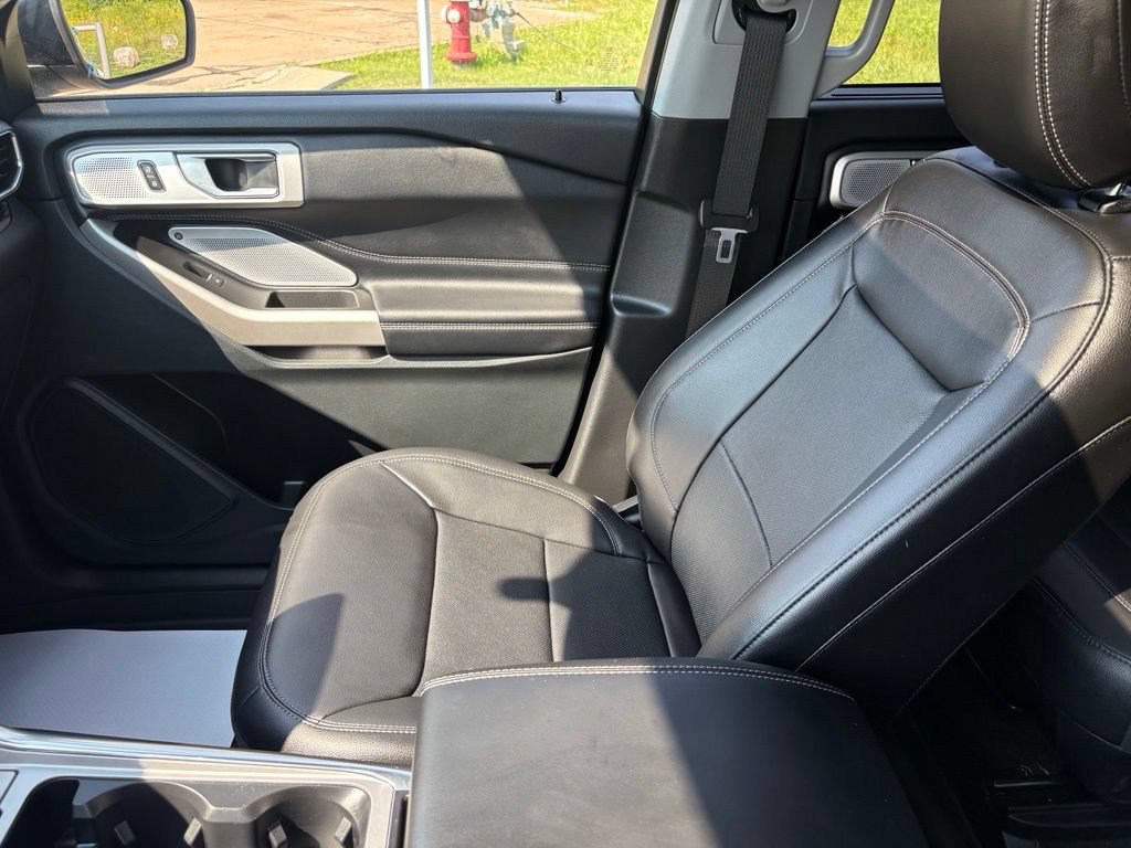 2023 Ford Explorer Limited - Photo 16