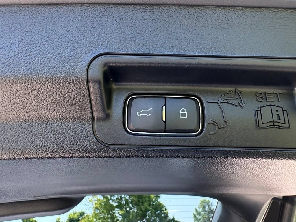 2023 Ford Explorer Limited - Photo 60