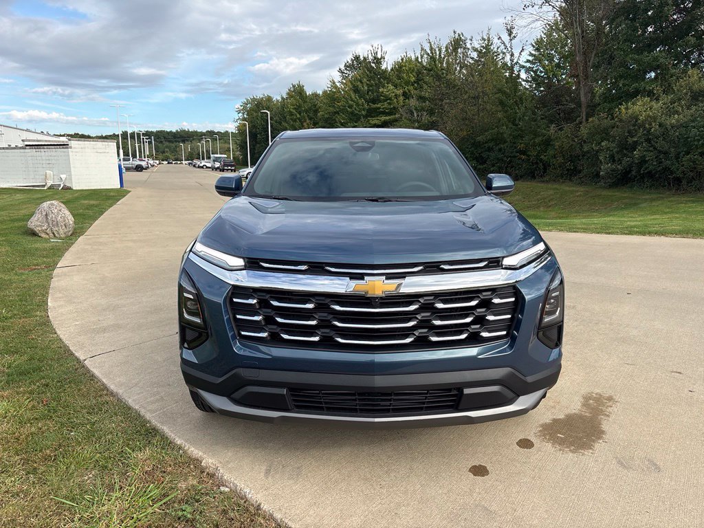 2027 Chevrolet Equinox LT - Photo 12