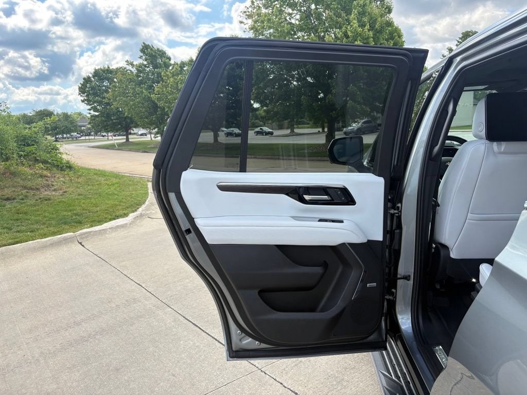 2026 Chevrolet Tahoe Premier - Photo 51
