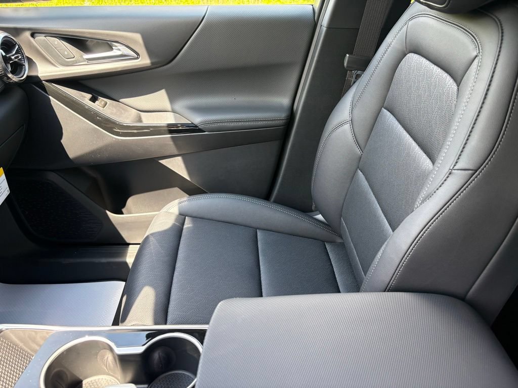 2026 Chevrolet Equinox LT - Photo 17