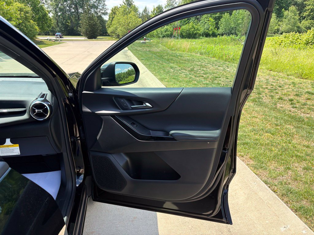 2026 Chevrolet Equinox LT - Photo 34
