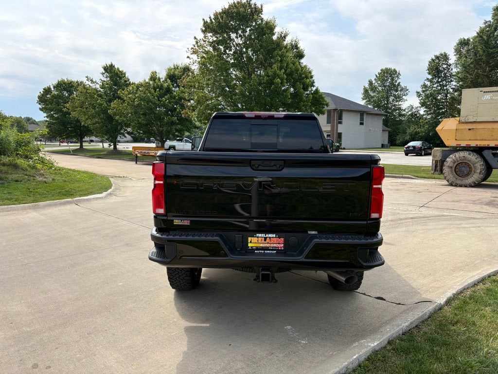2026 Chevrolet Silverado 3500 HD LTZ - Photo 8