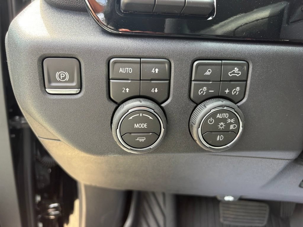 2026 Chevrolet Silverado 3500 HD LTZ - Photo 17