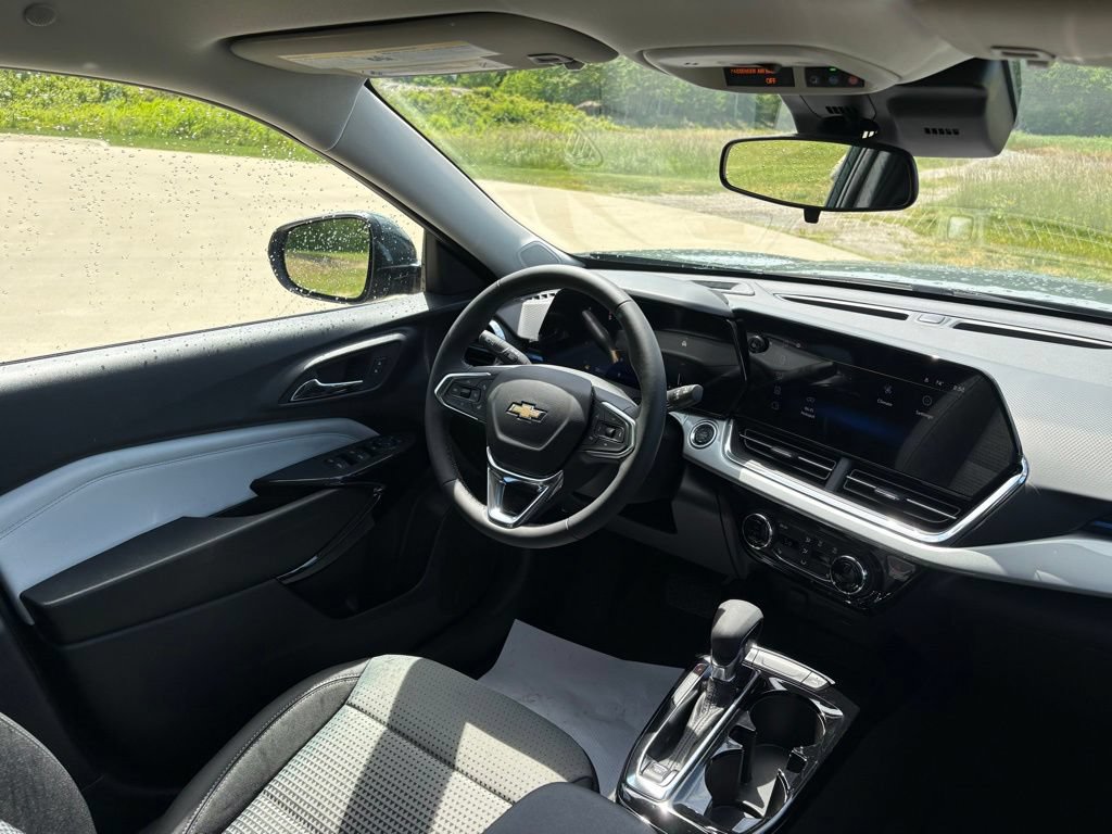 2026 Chevrolet Trax LT - Photo 27
