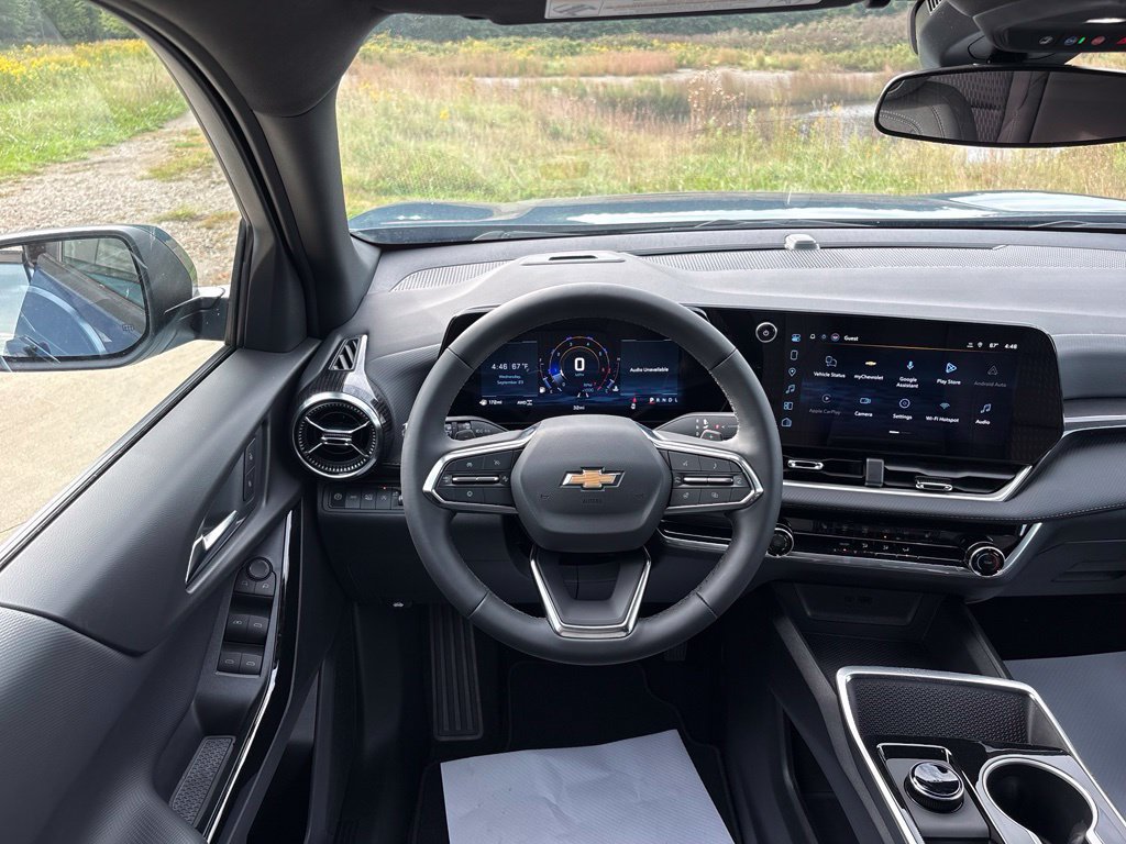 2027 Chevrolet Equinox LT - Photo 42