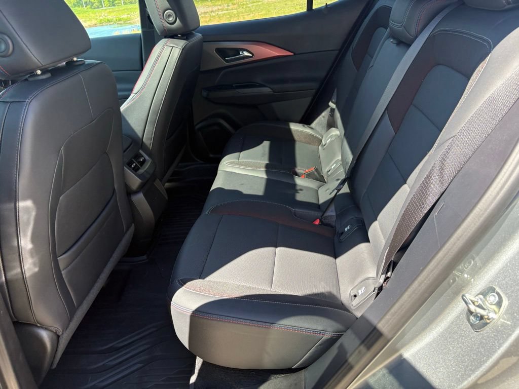 2025 Chevrolet Equinox EV RS - Photo 49