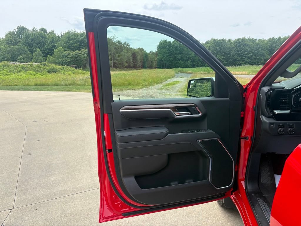2026 Chevrolet Silverado 1500 LT - Photo 13