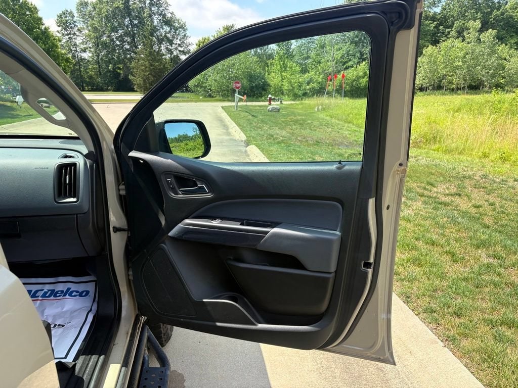 2022 Chevrolet Colorado Z71 - Photo 31