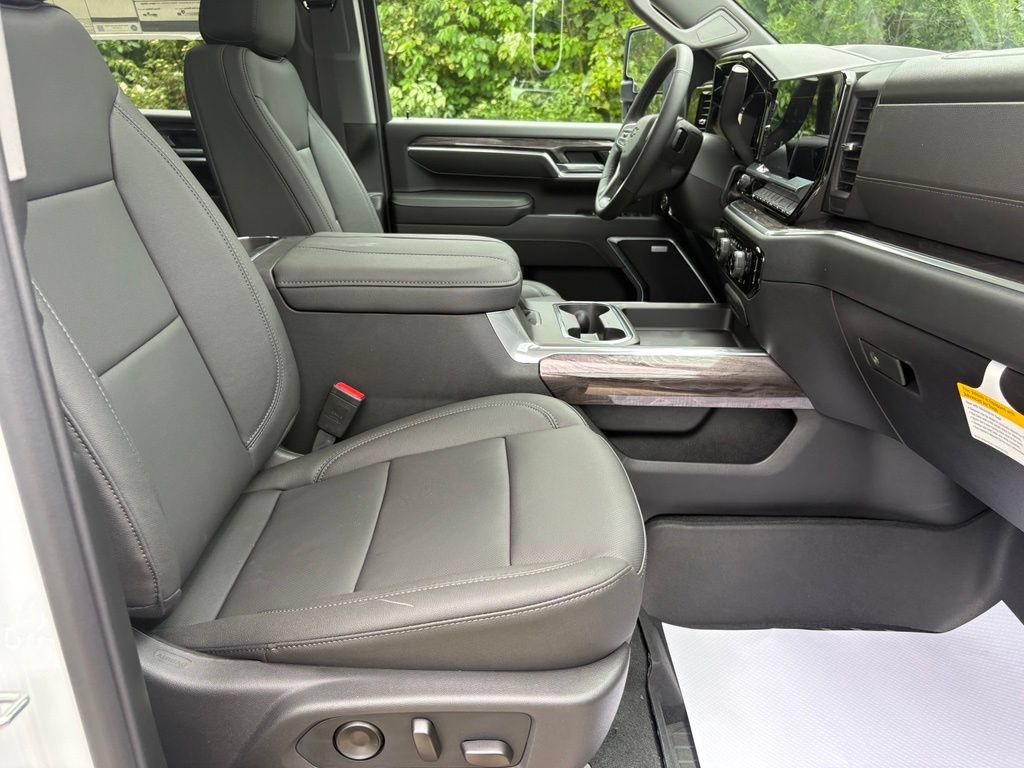 2026 Chevrolet Silverado 2500 HD LTZ - Photo 45