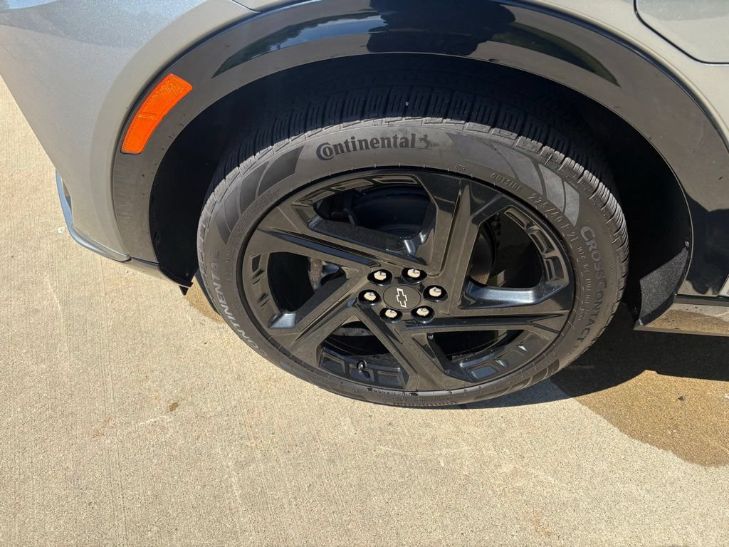 2025 Chevrolet Equinox EV RS - Photo 60