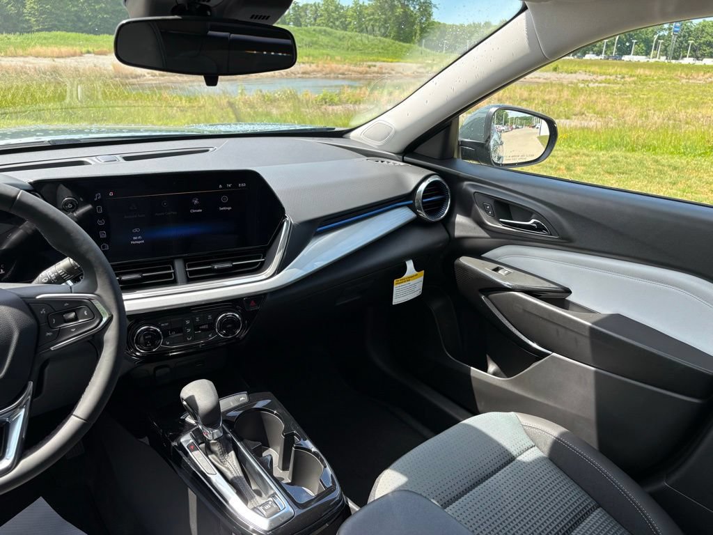 2026 Chevrolet Trax LT - Photo 39
