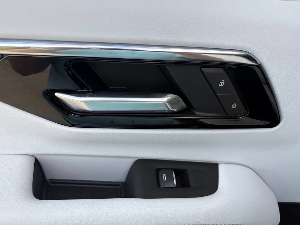2026 Chevrolet Tahoe Premier - Photo 52