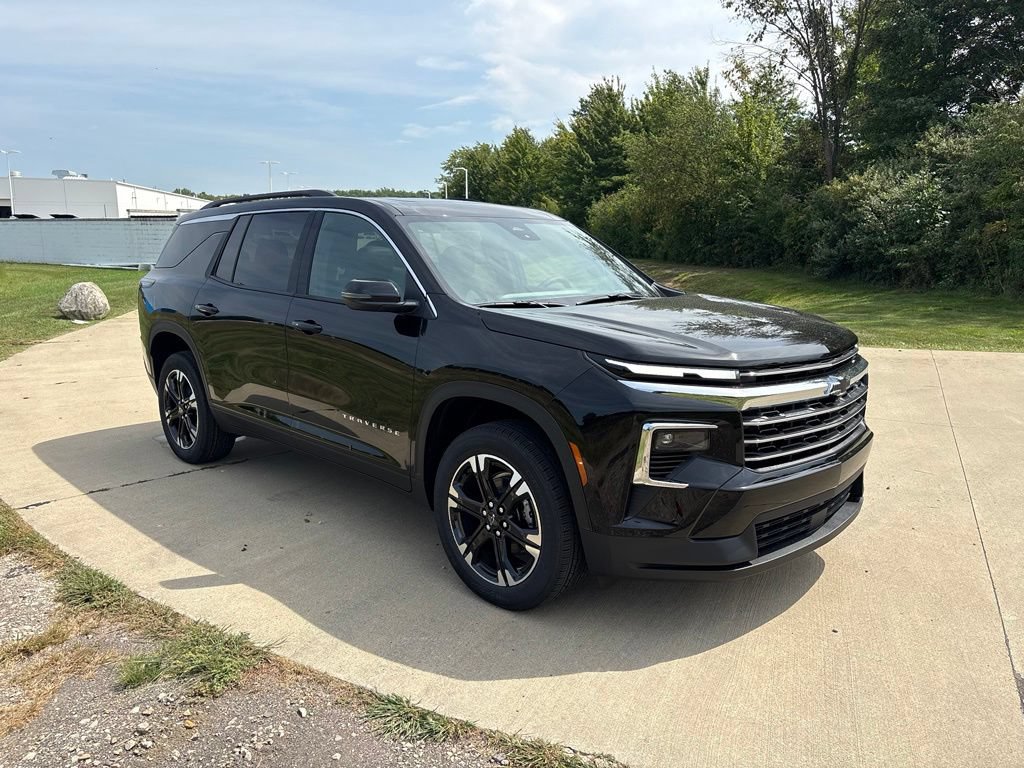 2027 Chevrolet Traverse LT - Photo 10