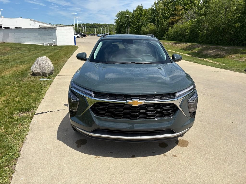 2026 Chevrolet Trax LT - Photo 12