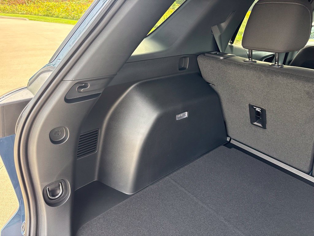 2027 Chevrolet Equinox LT - Photo 45