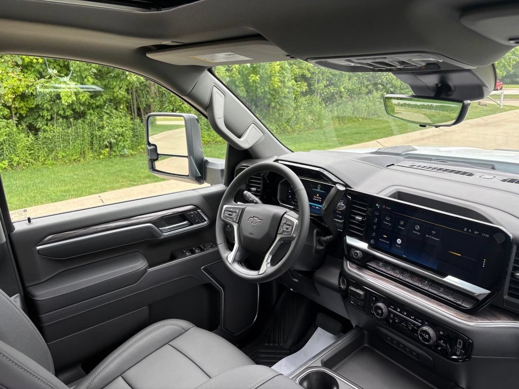 2026 Chevrolet Silverado 2500 HD LTZ - Photo 47