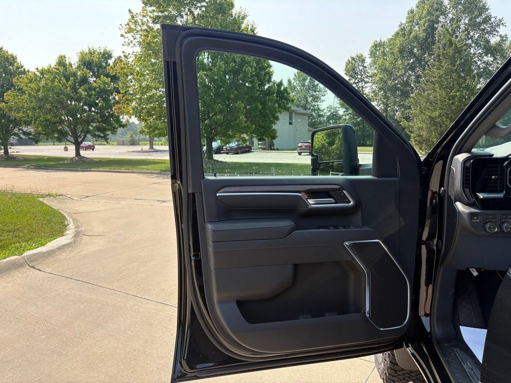 2026 Chevrolet Silverado 2500 HD LT - Photo 13