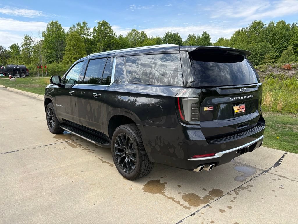 2026 Chevrolet Suburban High Country - Photo 7