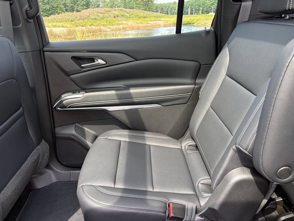 2027 Chevrolet Traverse LT - Photo 45