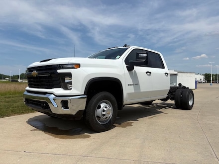 2026 Chevrolet Silverado 3500 HD Chassis Cab Work Truck Chassis Cab Truck