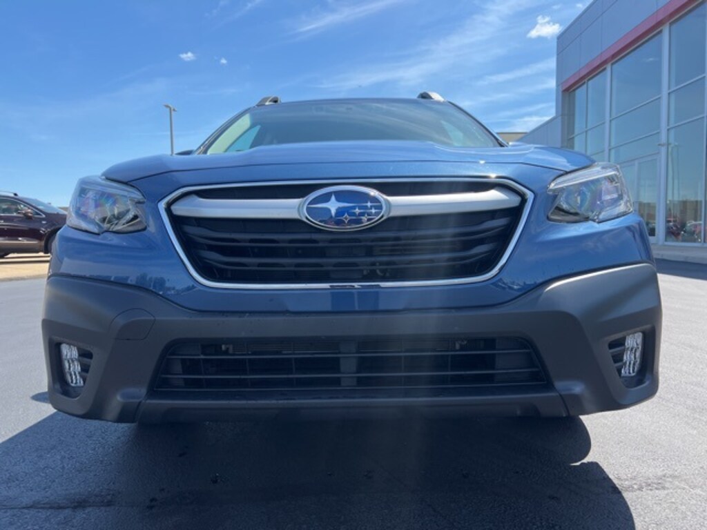 Used 2022 Subaru Outback Premium SUV