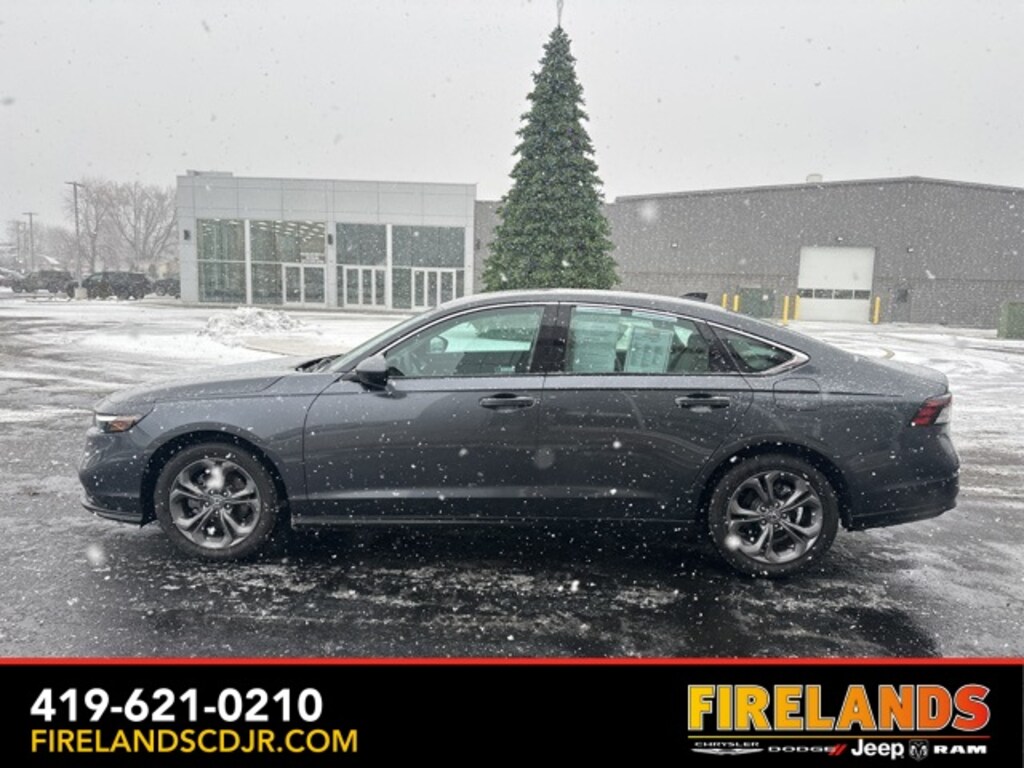 Used 2024 Honda Accord EX Sedan